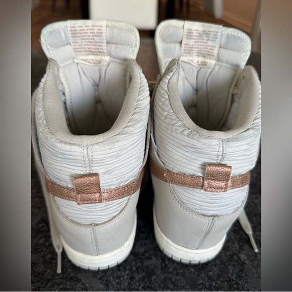 Nike Size 8 Women's White and Rose Gold High-Top Sneakers - Picture 5 of 9